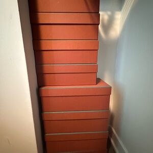 LP SHOE BOXES 

Each $30

4 of them size 10 Man 
4 of them size 7   female